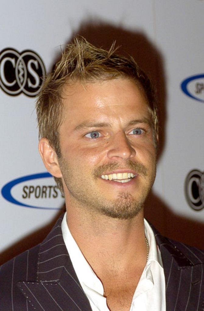 Carmine Giovinazzo salary