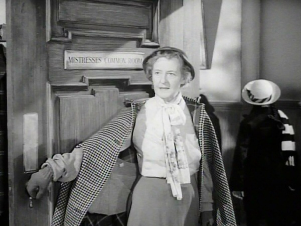 The Belles of St. Trinian's (1954) The Belles of St. Trinian's (1954)