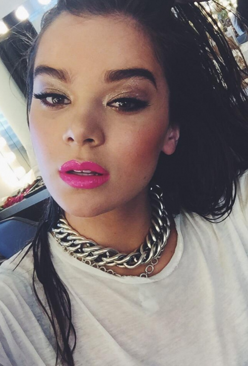 Hailee Steinfeld Hailee Steinfeld