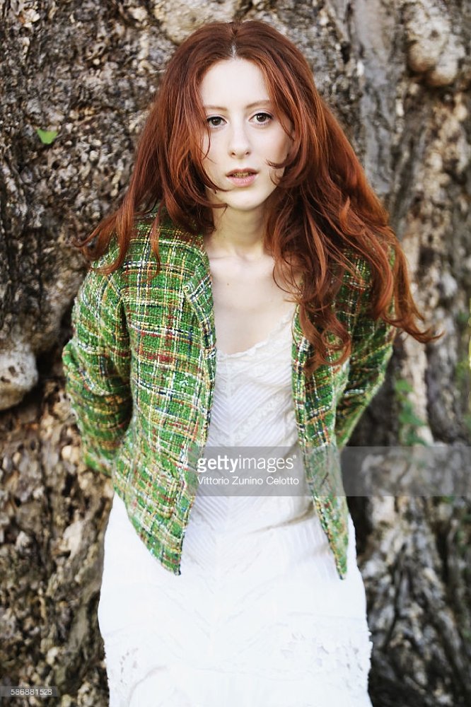 Roxane Duran Roxane Duran