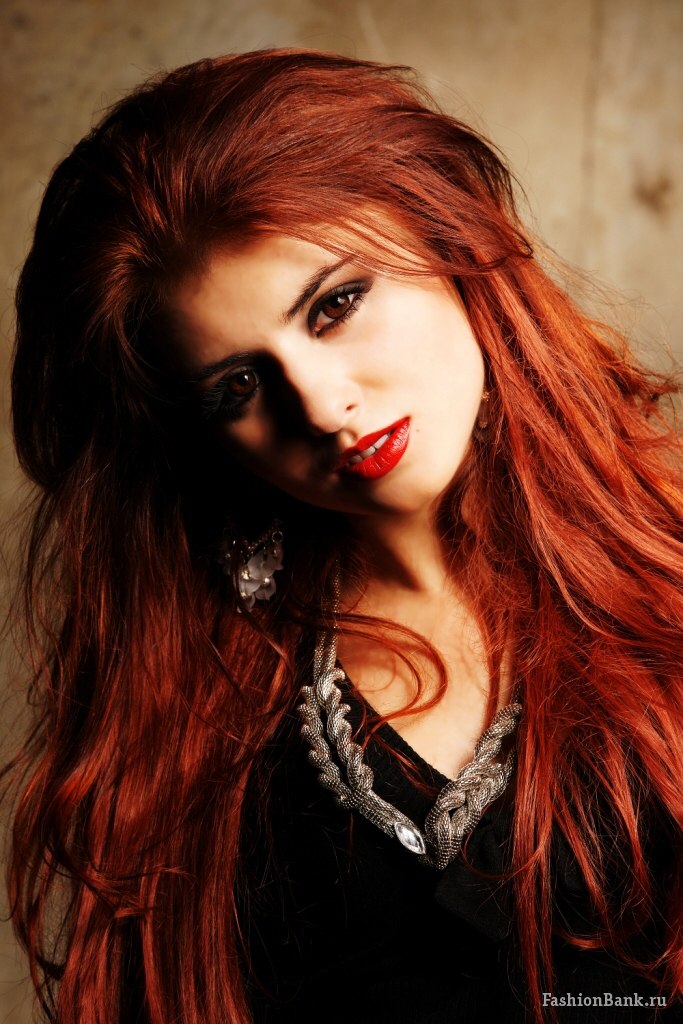 Julia Zabolotnikova Julia Zabolotnikova