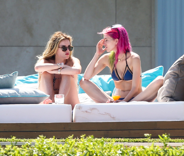 Bella Thorne Bella Thorne