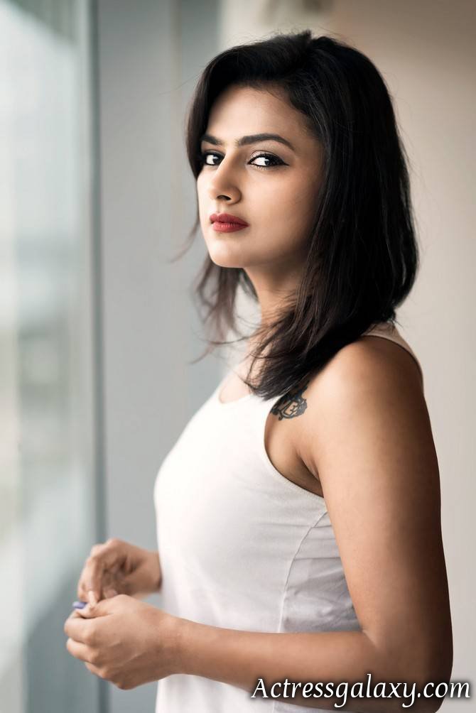 Shraddha Srinath Shraddha Srinath