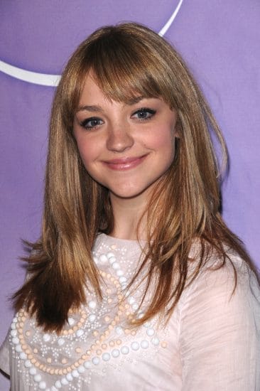 Abby Elliott Rubenm 5076