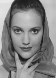 Meryem Uzerli Meryem Uzerli
