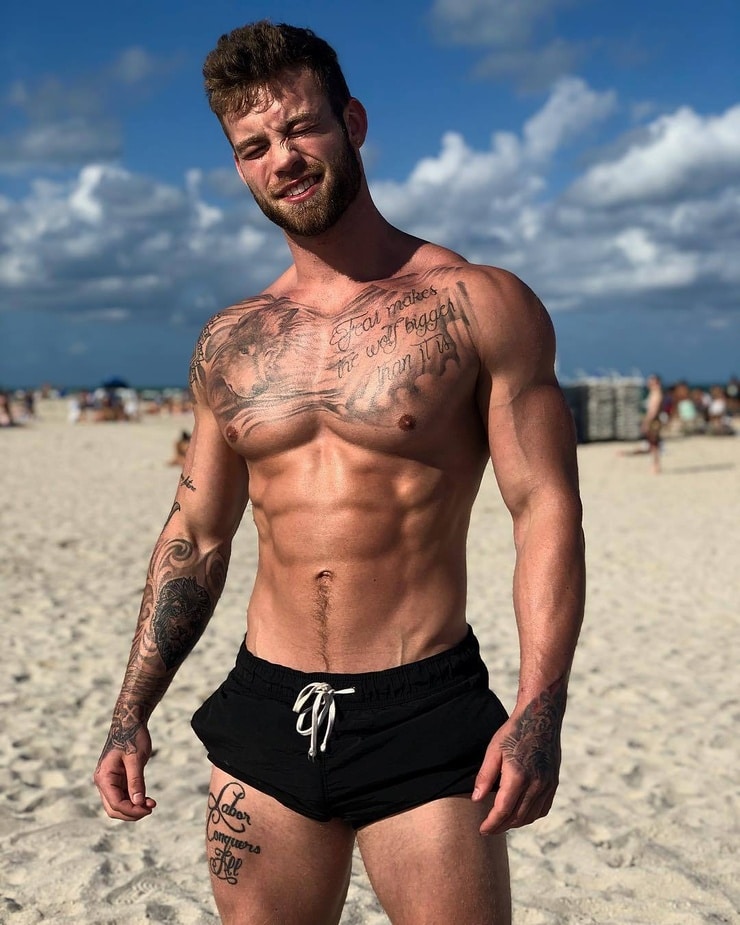 Picture Of Dustin Mcneer