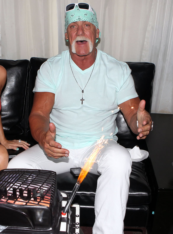 600full-hulk-hogan.jpg