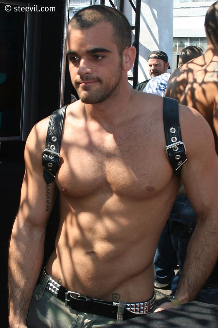 Picture Of Damien Crosse