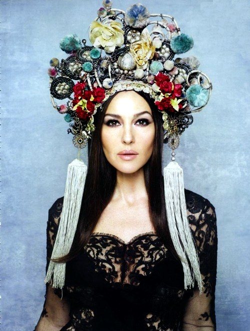 http://iv1.lisimg.com/image/3965067/600full-monica-bellucci.jpg