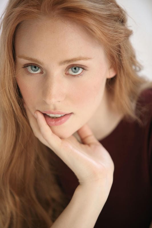 [Image: 600full-deborah-ann-woll.jpg]