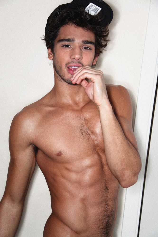 Marlon Teixeira Marlon Teixeira