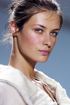 Elena Baguci Elena Baguci