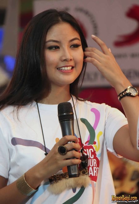 Picture Of Zivanna Letisha Siregar