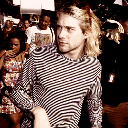 http://iv1.lisimg.com/image/4728516/600full-kurt-cobain.jpg