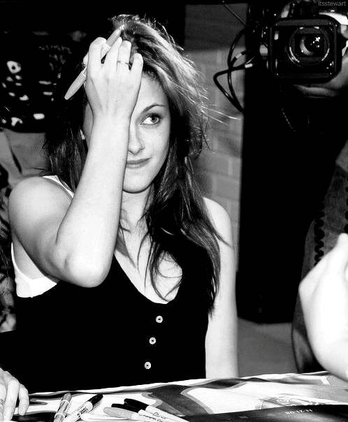 600full-kristen-stewart.jpg