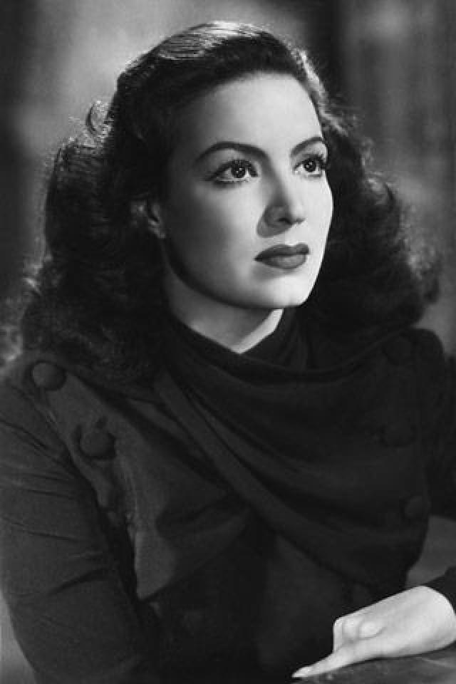 640full-blanca-estela-pav%C3%B3n.jpg
