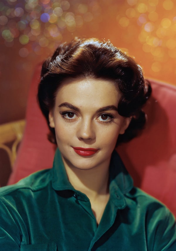 http://iv1.lisimg.com/image/501967/600full-natalie-wood.jpg