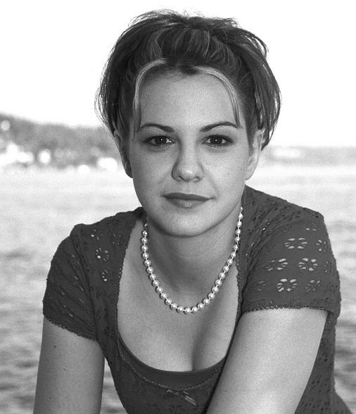 Larisa Oleynik listal Larisa Oleynik listal
