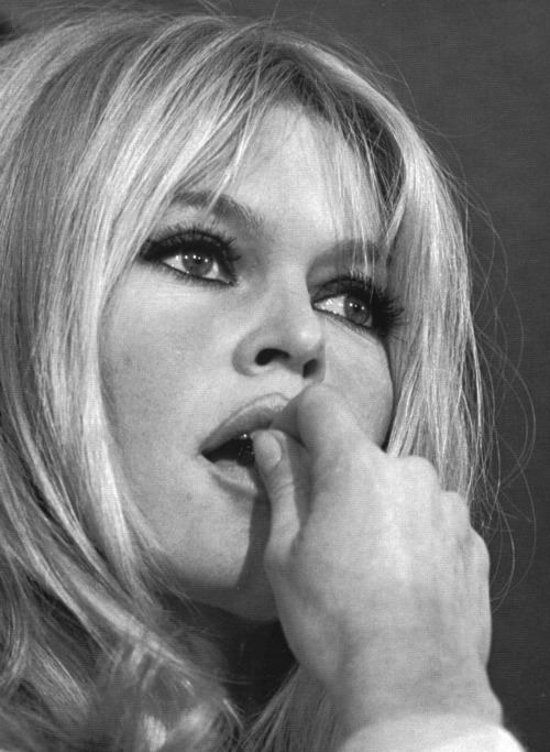 600full-brigitte-bardot.jpg