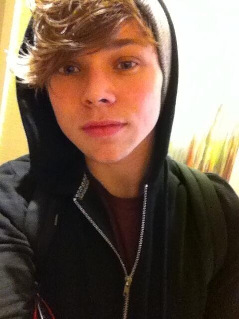 Ashton Irwin Ashton Irwin