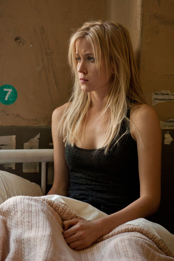 Georgia Slowe desktop Wallpapers