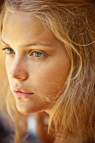 Esti Ginzburg Esti Ginzburg