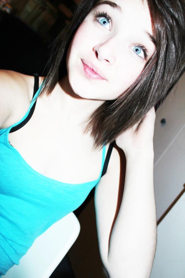 Brooklynn Proulx desktop Wallpapers