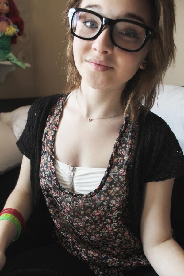 Brooklynn Proulx desktop Wallpapers