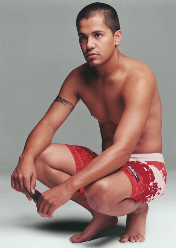 600full-jay-hernandez.jpg
