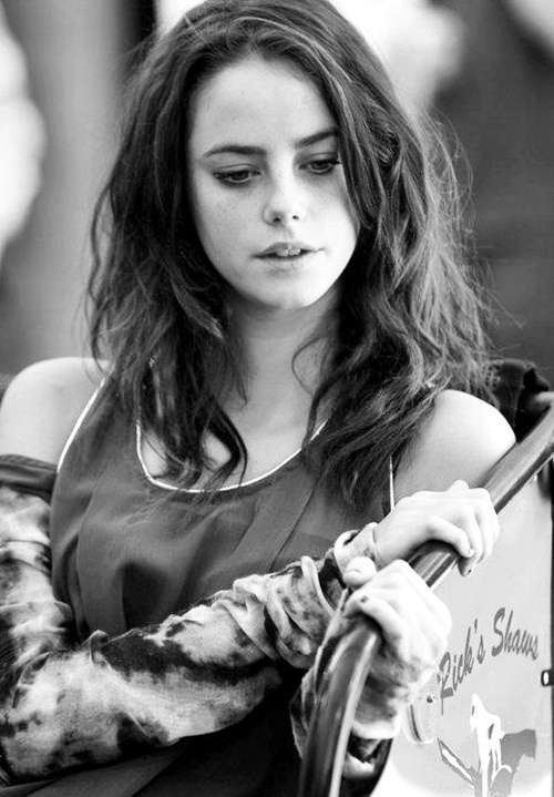 600full-kaya-scodelario.jpg