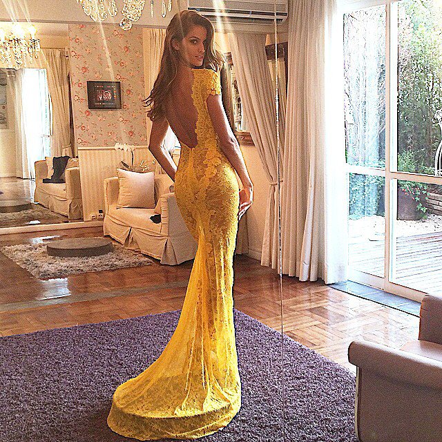 Izabel Goulart Izabel Goulart