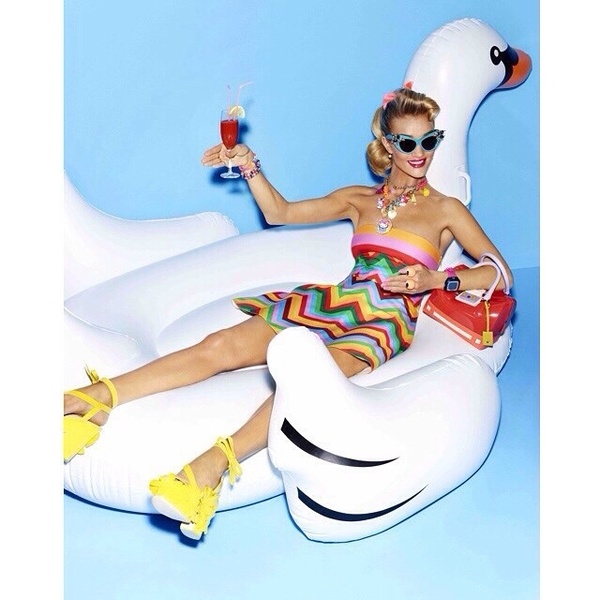 Rosie Huntington Whiteley - Vogue Japan april'15 Rosie Huntington Whiteley - Vogue Japan april'15