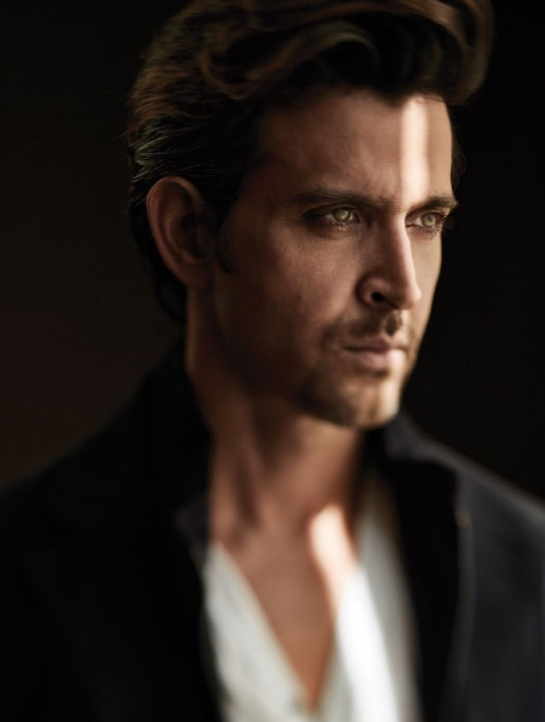 600full-hrithik-roshan.jpg