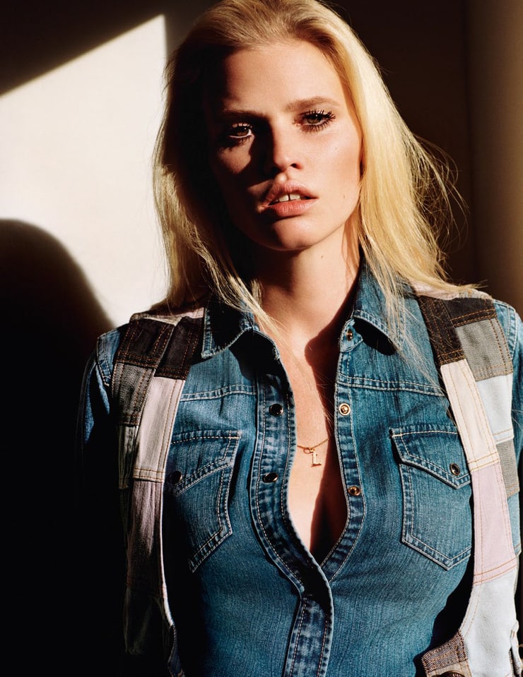 Picture Of Lara Stone