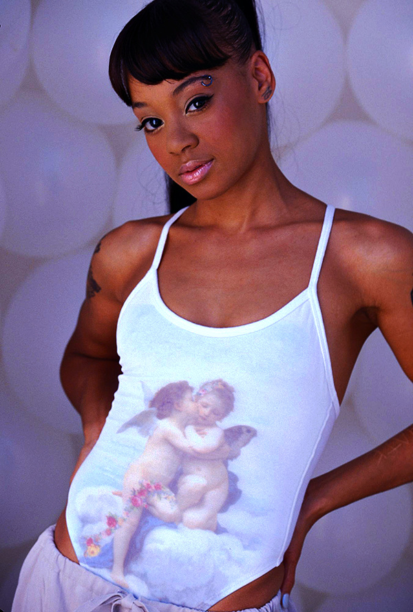 lisa left eye ass got milk boobs tshirt