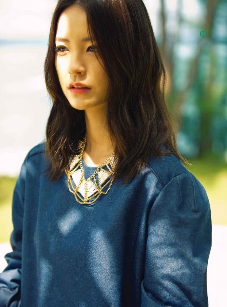 Picture of Yu-mi Jeong