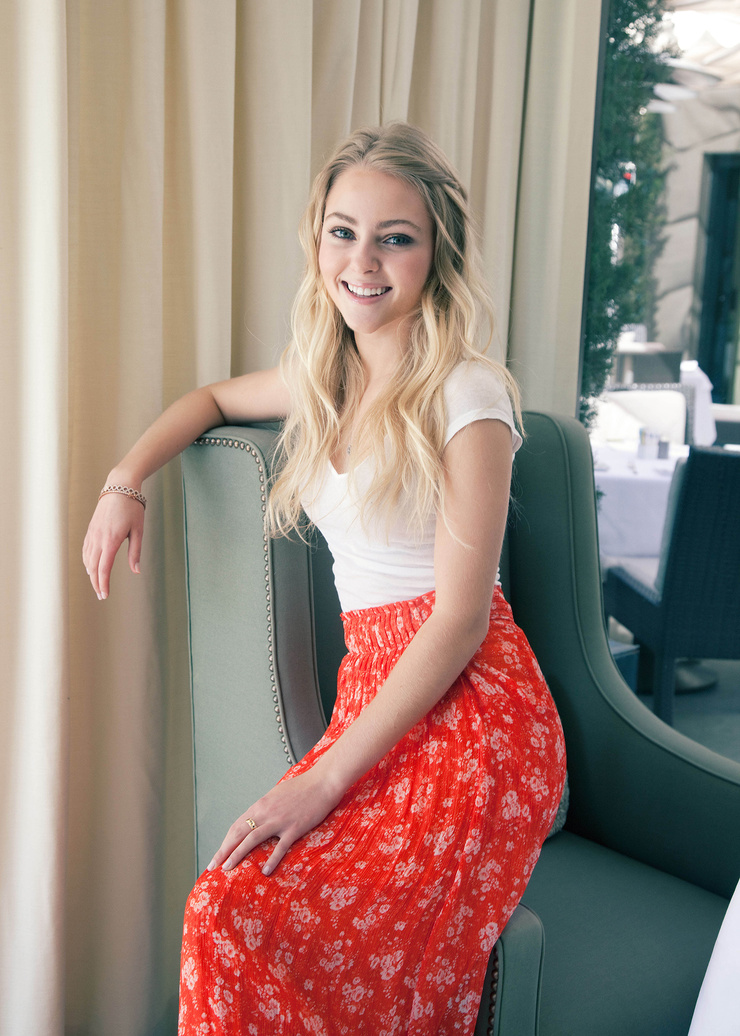 740full-annasophia-robb.jpg