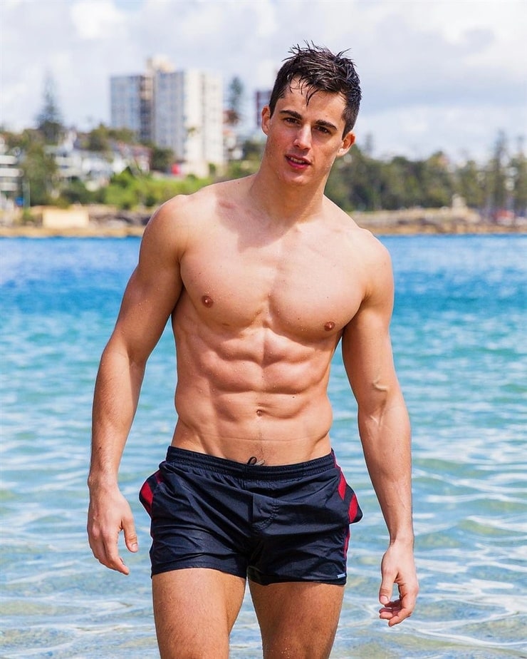 [Image: 740full-pietro-boselli.jpg]