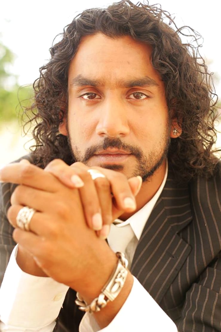 Naveen Andrews