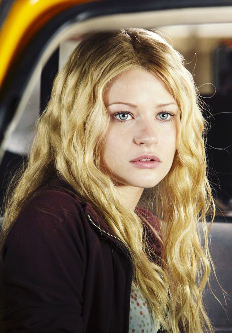 Emilie de Ravin