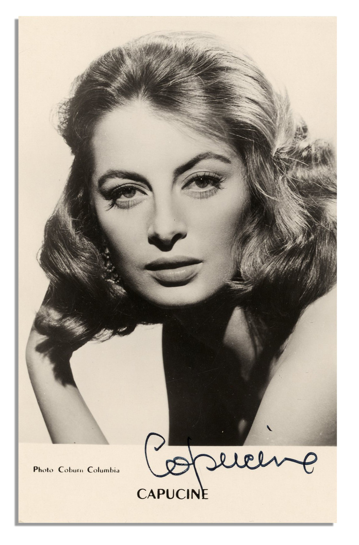 Capucine Capucine