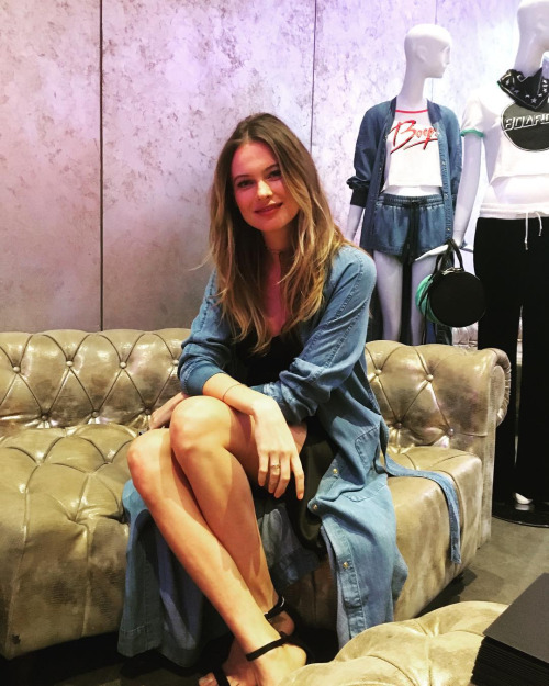Behati Prinsloo
