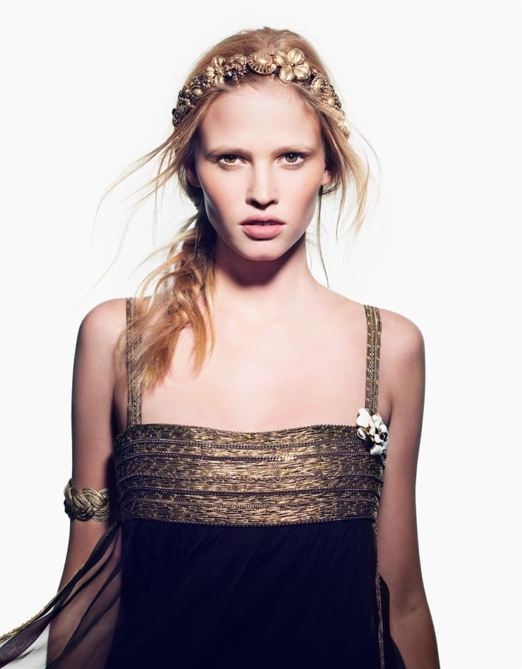 Lara Stone