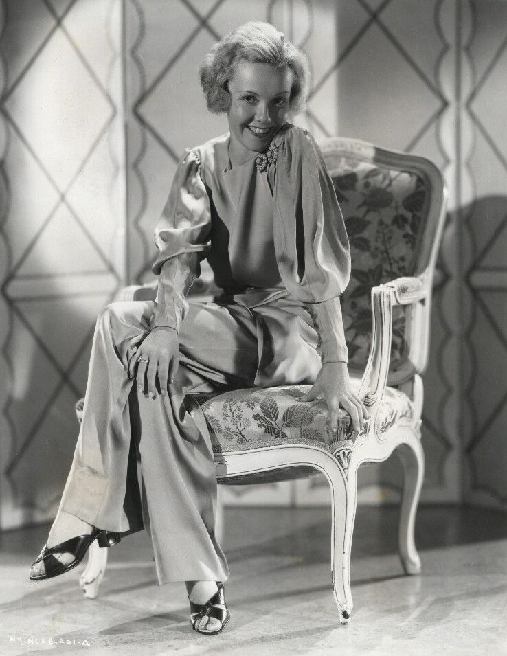 Dorothy Lee Dorothy Lee