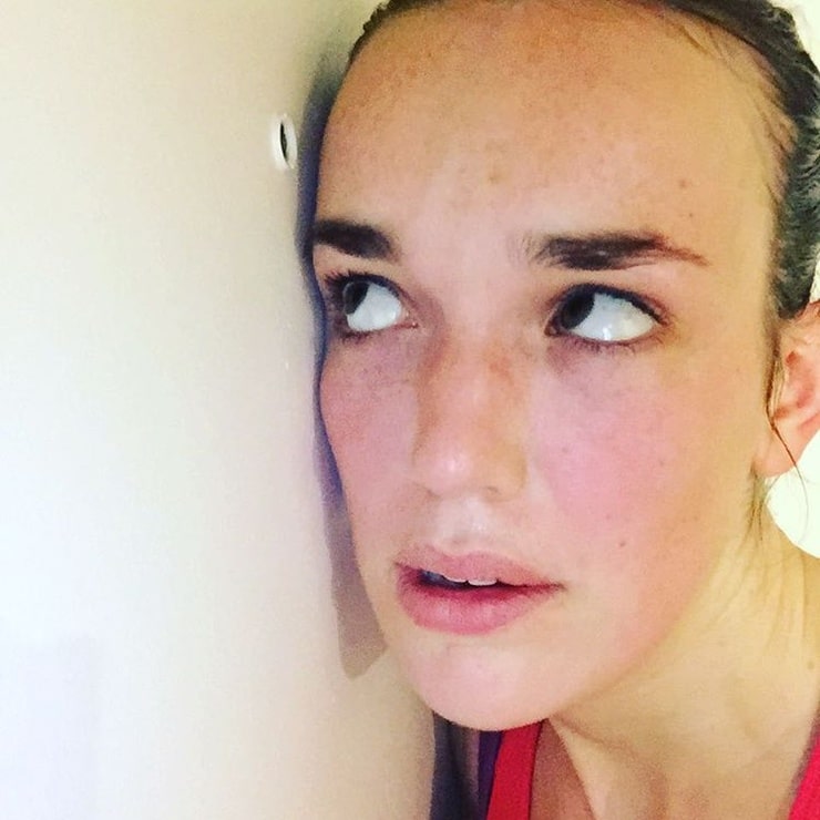 Elizabeth Henstridge
