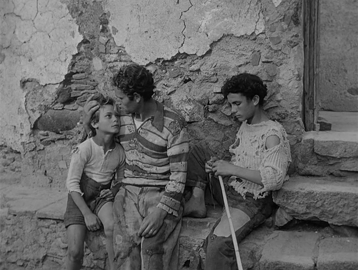 La Terra Trema La Terra Trema