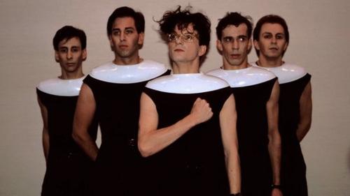 Devo Devo