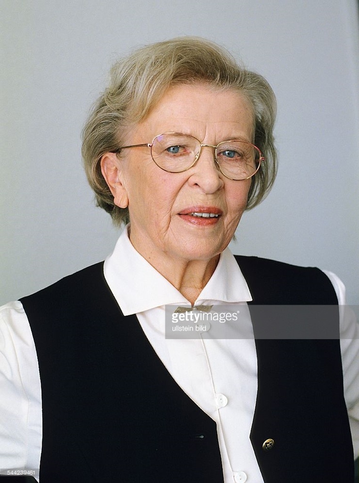 Helga Göring Helga Göring