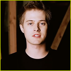 Lucas Grabeel