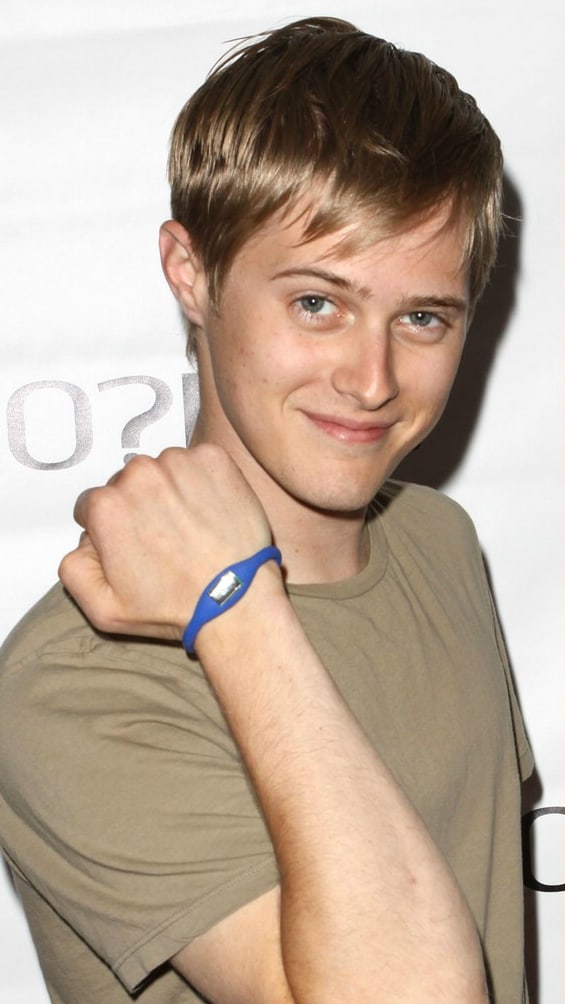 Lucas Grabeel